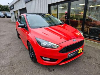 Ford Focus 1.5T EcoBoost Zetec S Red Edition Euro 6 (s/s) 5dr