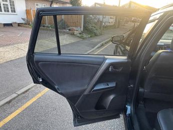 Toyota RAV4 2.0 V-Matic Icon CVT 4WD Euro 6 (s/s) 5dr (Safety Sense, SNav)