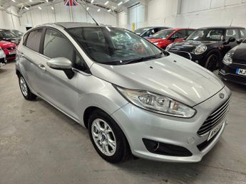 Ford Fiesta 1.6 TDCi ECOnetic Titanium Euro 5 (s/s) 5dr