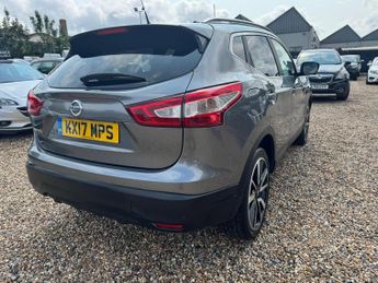 Nissan Qashqai 1.6 dCi Tekna XTRON Euro 6 (s/s) 5dr
