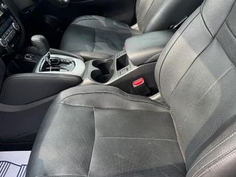 Nissan Qashqai 1.6 dCi Tekna XTRON Euro 6 (s/s) 5dr