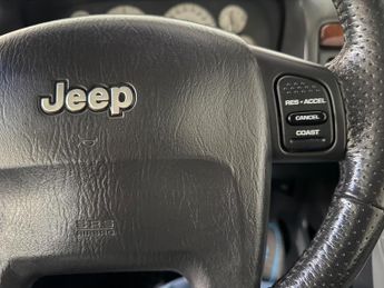 Jeep Grand Cherokee 2.7 CRD Overland 4WD 5dr