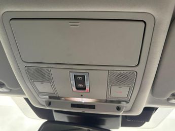 Land Rover Discovery Sport 2.0 TD4 HSE Auto 4WD Euro 6 (s/s) 5dr