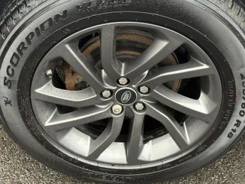 Land Rover Discovery Sport 2.0 TD4 HSE Auto 4WD Euro 6 (s/s) 5dr