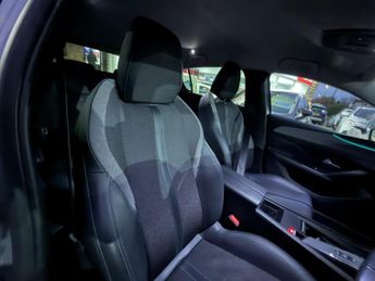 Peugeot 308 1.2 PureTech Allure Premium EAT Euro 6 (s/s) 5dr