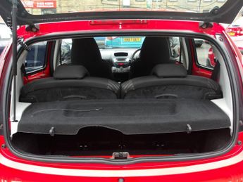 Peugeot 107 1.0 12V Active 2 Tronic Euro 5 5dr