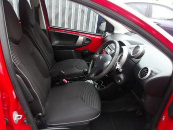 Peugeot 107 1.0 12V Active 2 Tronic Euro 5 5dr