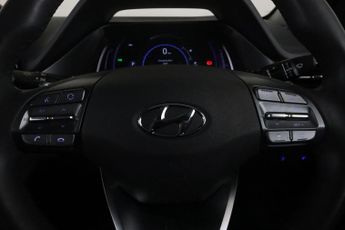 Hyundai IONIQ 38.3kWh Premium Auto 5dr