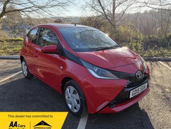 Toyota AYGO 1.0 VVT-i x-play Hatchback 5dr Petrol Manual Euro 5 Euro 5 (68 p