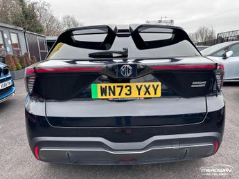 MG MG4 64kWh Trophy Long Range Auto 5dr