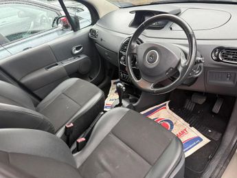 Renault Grand Modus 1.6 VVT Dynamique Auto Euro 5 5dr