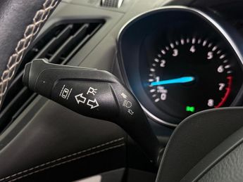 Ford Kuga 1.5T EcoBoost Vignale Auto AWD Euro 6 (s/s) 5dr