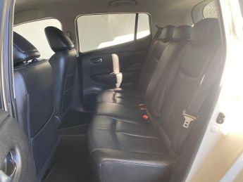 Nissan Leaf 30kWh Tekna Auto 5dr