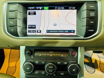 Land Rover Range Rover Evoque 2.2 SD4 Pure Auto 4WD Euro 5 5dr