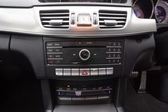 Mercedes-Benz E Class 2.1 E250 CDI AMG Night Edition G-Tronic+ Euro 5 (s/s) 4dr