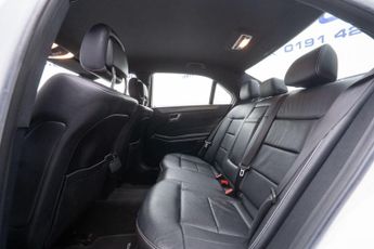Mercedes-Benz E Class 2.1 E250 CDI AMG Night Edition G-Tronic+ Euro 5 (s/s) 4dr