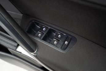 Volkswagen Golf 1.6 TDI Match DSG Euro 6 (s/s) 5dr