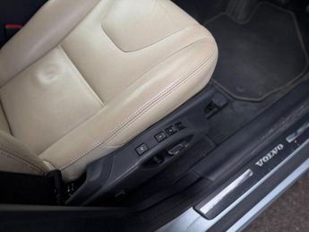 Volvo XC60 2.4 D4 SE Lux Nav Geartronic AWD Euro 5 5dr