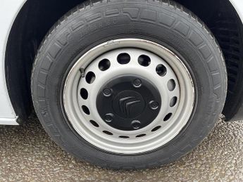 Citroen e-Dispatch e 1000 75kWh Enterprise Pro M Auto MWB 6dr (7.4kW Charger)