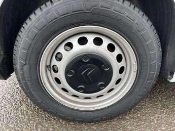 Citroen e-Dispatch e 1000 75kWh Enterprise Pro M Auto MWB 6dr (7.4kW Charger)