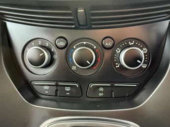 Ford Kuga 2.0 TDCi Zetec Powershift AWD Euro 6 (s/s) 5dr