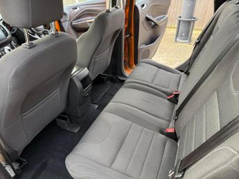 Ford Kuga 2.0 TDCi Zetec Powershift AWD Euro 6 (s/s) 5dr