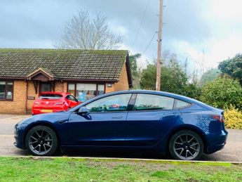 Tesla Model 3 (Dual Motor) Long Range Auto 4WDE 4dr