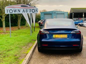 Tesla Model 3 (Dual Motor) Long Range Auto 4WDE 4dr