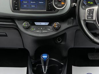 Toyota Yaris 1.5 VVT-h Icon Plus CVT Euro 5 5dr