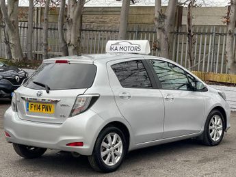 Toyota Yaris 1.5 VVT-h Icon Plus CVT Euro 5 5dr