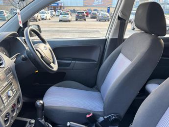 Ford Fusion 1.4 Style + 5dr