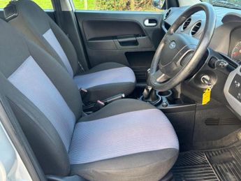 Ford Fusion 1.4 Style + 5dr