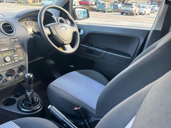 Ford Fusion 1.4 Style + 5dr