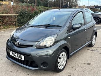 Toyota AYGO 1.0 VVT-i + Euro 5 5dr