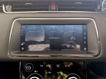 Land Rover Range Rover Evoque 1.5 P300e 12.2kWh R-Dynamic S SUV 5dr Petrol Plug-in Hybrid Auto