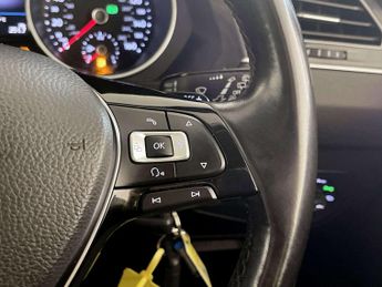 Volkswagen Tiguan 1.4 TSI SE Navigation DSG 4Motion Euro 6 (s/s) 5dr