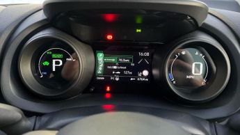 Toyota Yaris 1.5 VVT-h Design E-CVT Euro 6 (s/s) 5dr