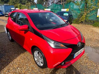 Toyota AYGO 1.0 VVT-i x-pression x-wave Euro 5 5dr Euro 5
