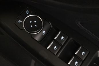 Ford Focus 1.0T EcoBoost ST-Line Euro 6 (s/s) 5dr