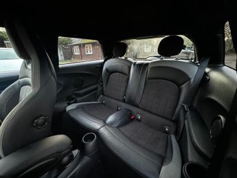 MINI Hatch 2.0 John Cooper Works Steptronic Euro 6 (s/s) 3dr