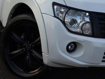 Mitsubishi Shogun 3.2 DI-DC SG4 Black Auto 4WD Euro 5 5dr LWB