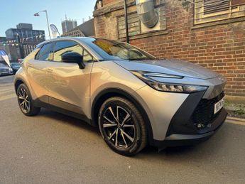 Toyota C-HR 2.0 VVT 13.6kWh Design CVT Euro 6 (s/s) 5dr