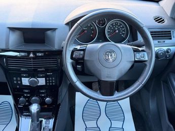 Vauxhall Astra 1.8i 16v Design 5dr