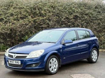 Vauxhall Astra 1.8i 16v Design 5dr