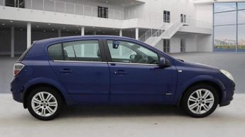 Vauxhall Astra 1.8i 16v Design 5dr