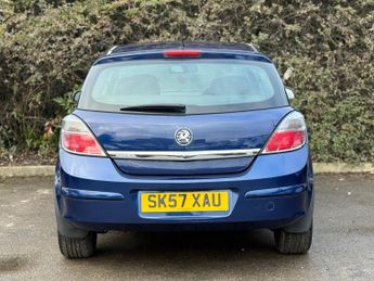 Vauxhall Astra 1.8i 16v Design 5dr