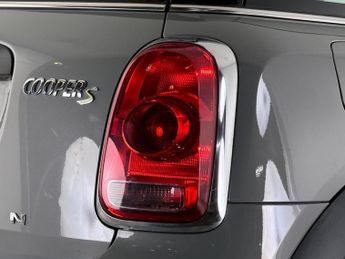 MINI Countryman 1.5 7.6kWh Cooper SE Auto ALL4 Euro 6 (s/s) 5dr