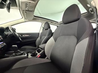 Nissan Qashqai 1.2 DIG-T N-Connecta XTRON Euro 6 (s/s) 5dr