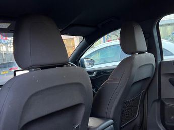 Ford Focus 1.0T EcoBoost ST-Line Auto Euro 6 (s/s) 5dr