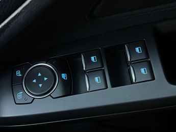 Ford Focus 1.0T EcoBoost ST-Line Auto Euro 6 (s/s) 5dr